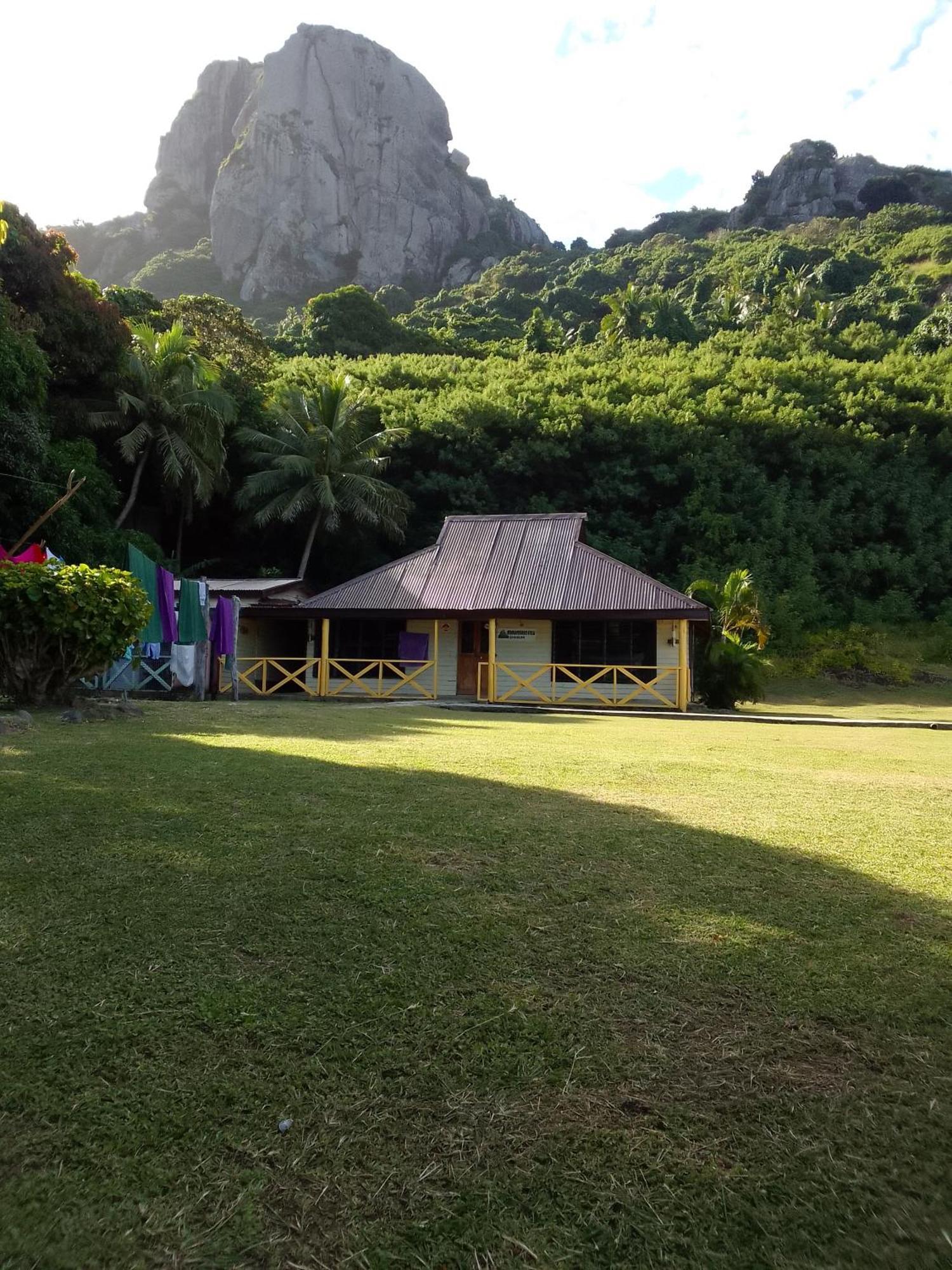 Hotel Waya Lailai Eco Haven Wayasewa Island Esterno foto